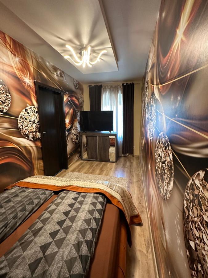 Mox Downtown Apartman Ντέμπρετσεν Εξωτερικό φωτογραφία