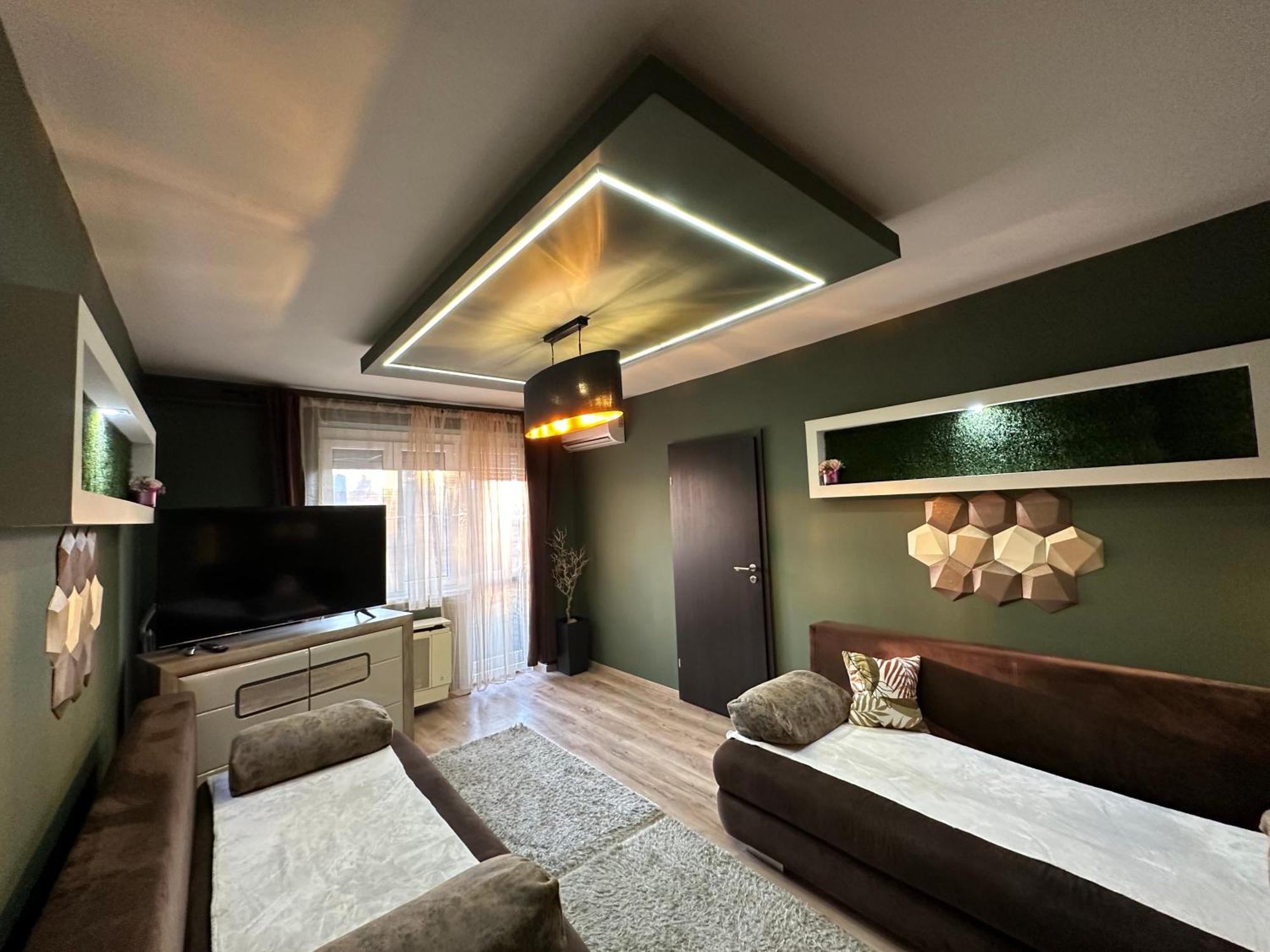 Mox Downtown Apartman Ντέμπρετσεν Εξωτερικό φωτογραφία