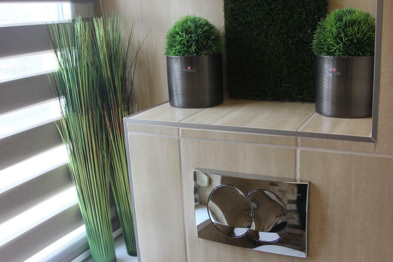 Mox Downtown Apartman Ντέμπρετσεν Εξωτερικό φωτογραφία